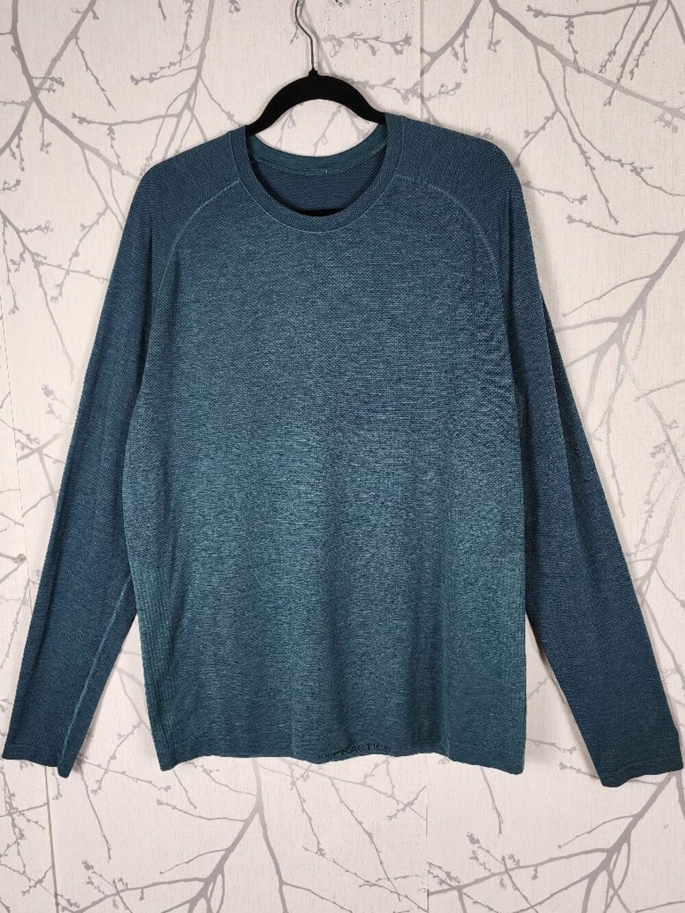 Lululemon Green Silverescent Metal Vent Tech Long Sleeve